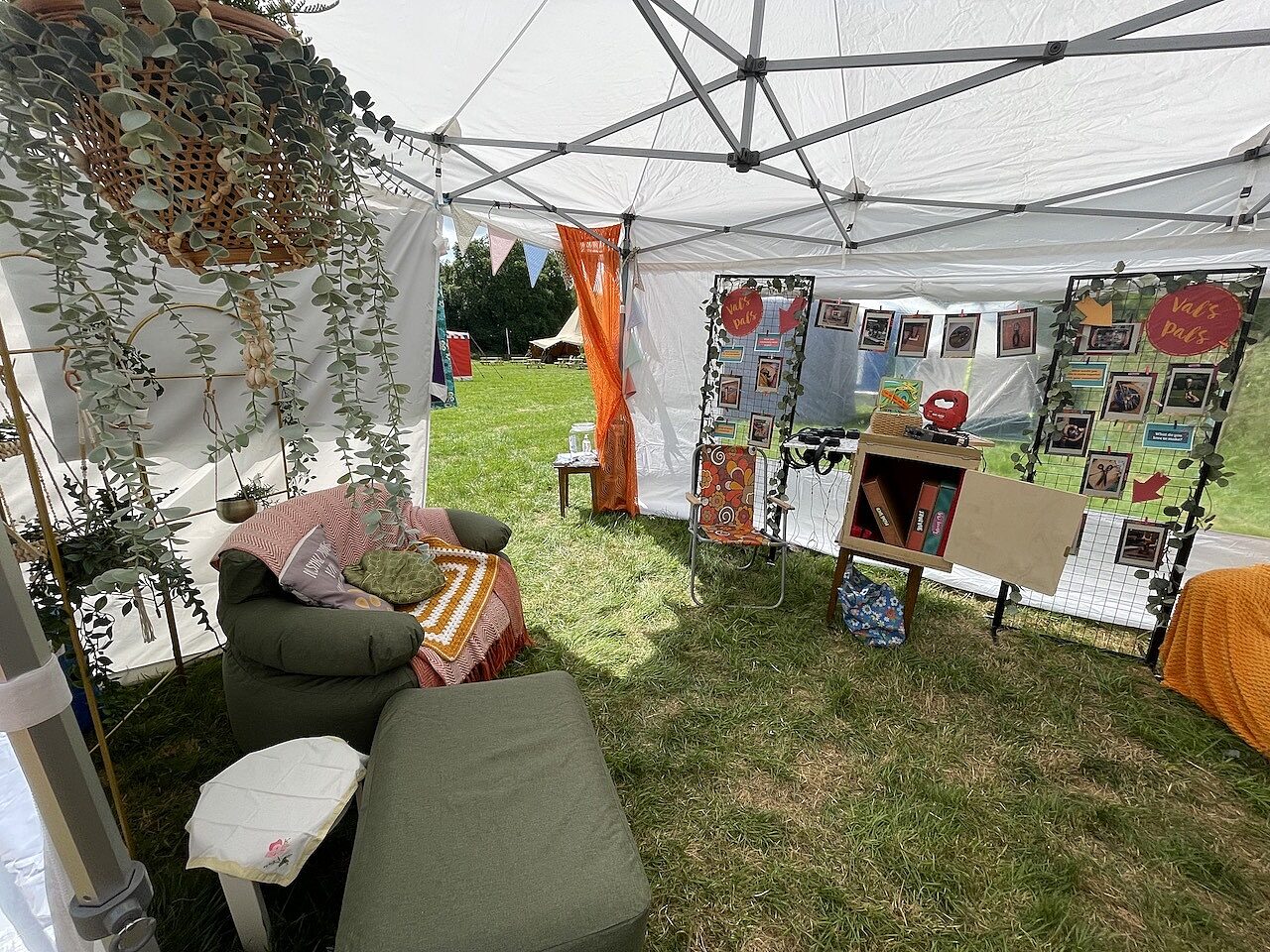 Listening Lounge