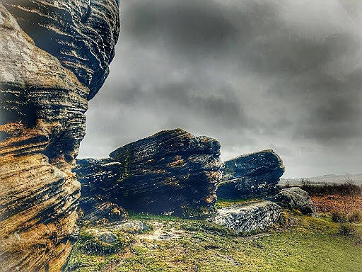 Birchen Edge and Gardom’s Edge Circular Walk - Nature Connection and Sketching